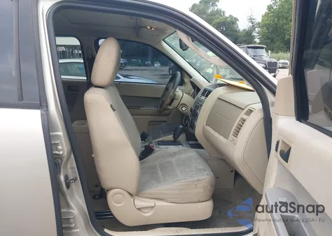 2011 Ford Escape Xlt из США, поврежденный, VIN 1FMCU9D71BKA90744